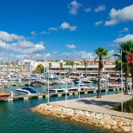 Marina- Excellent Location- Close To Lagos